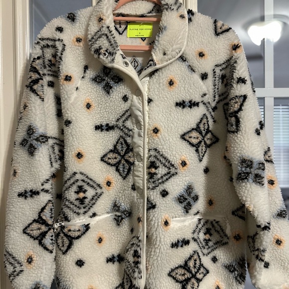 Playing for keeps/ fleece jacket - Picture 3 of 5